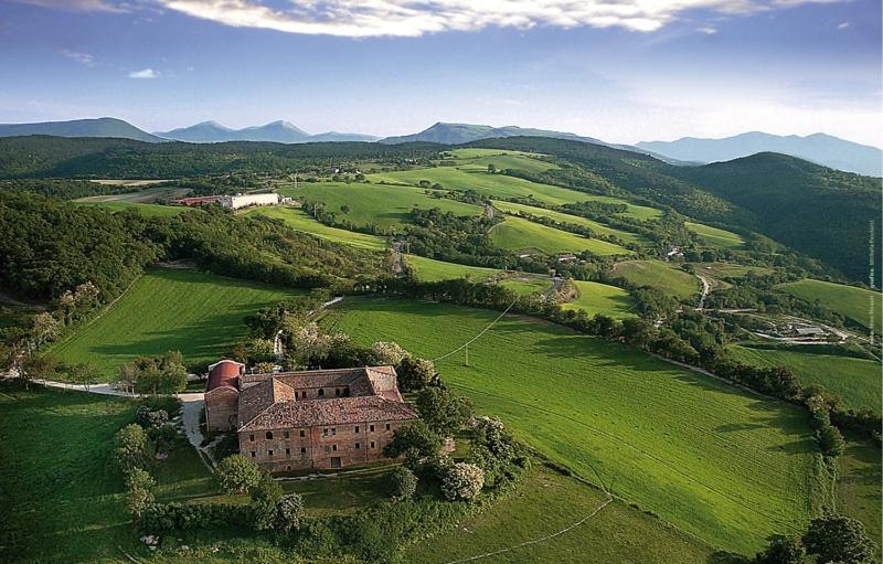 Agriturismo Girolomoni - Locanda Isola del Piano 외부 사진