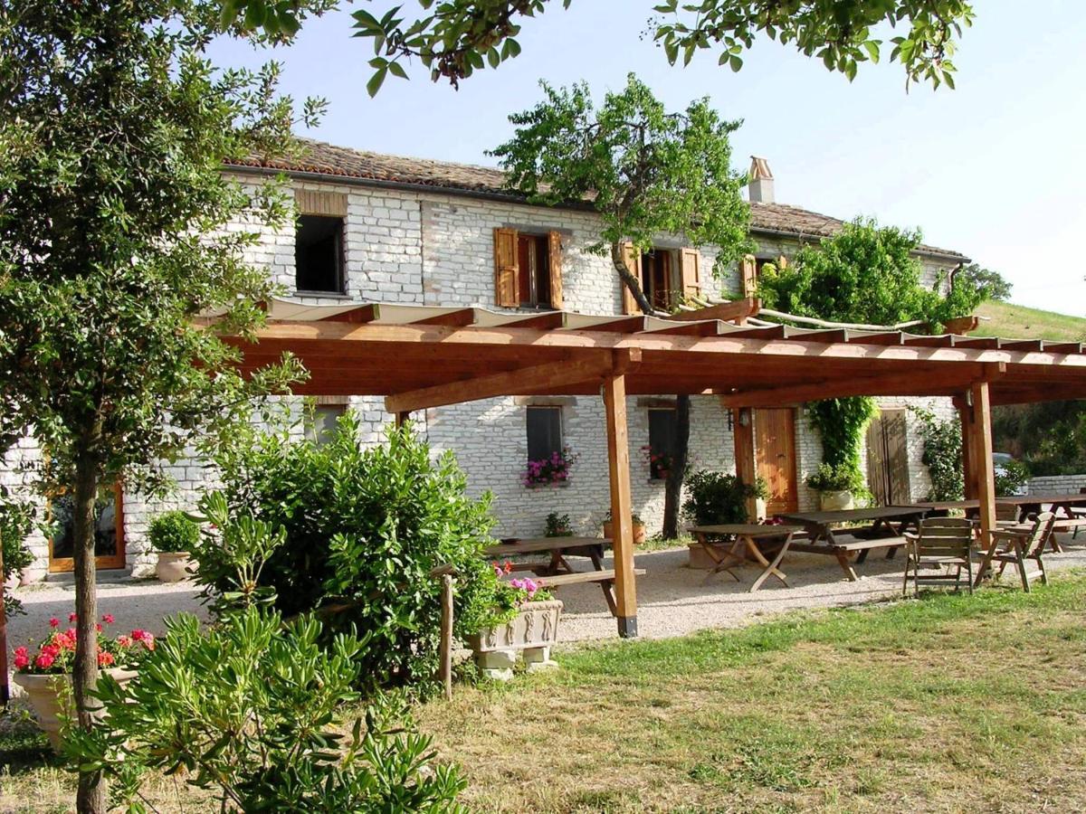 Agriturismo Girolomoni - Locanda Isola del Piano 외부 사진